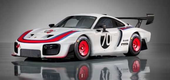 Porsche’s new 935 is a whale of a car